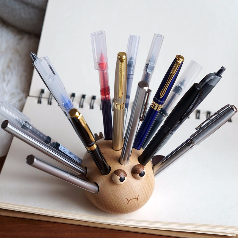 Angry Fat Fish Pen Holder - Playful Wooden Decor Organize