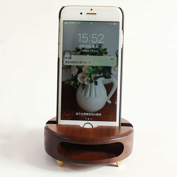 Circular Wooden Phone Stand With Amplification - Carry Anywhere