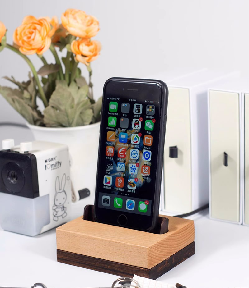 Creative Wooden Phone Stand - Phone Charging Holder