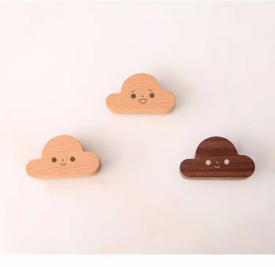 Wooden Cloud-Shaped Fridge Magnet Cute Cartoon Expression
