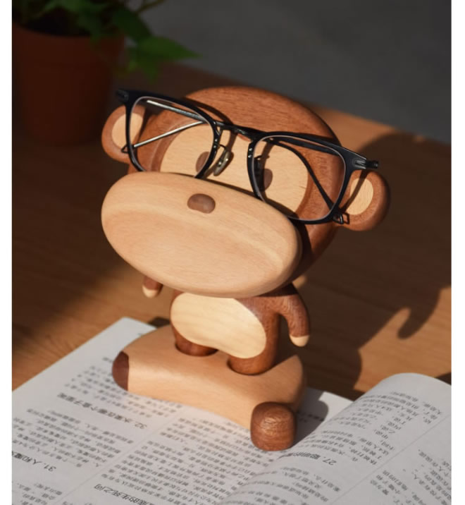 Monkey Phone Holder, Natural Wood Fun Design, Table Decoration