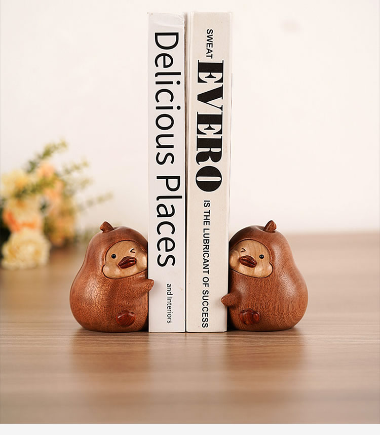 Wooden Pear Desktop Ornament,Bookend,Exquisite Holiday Gift